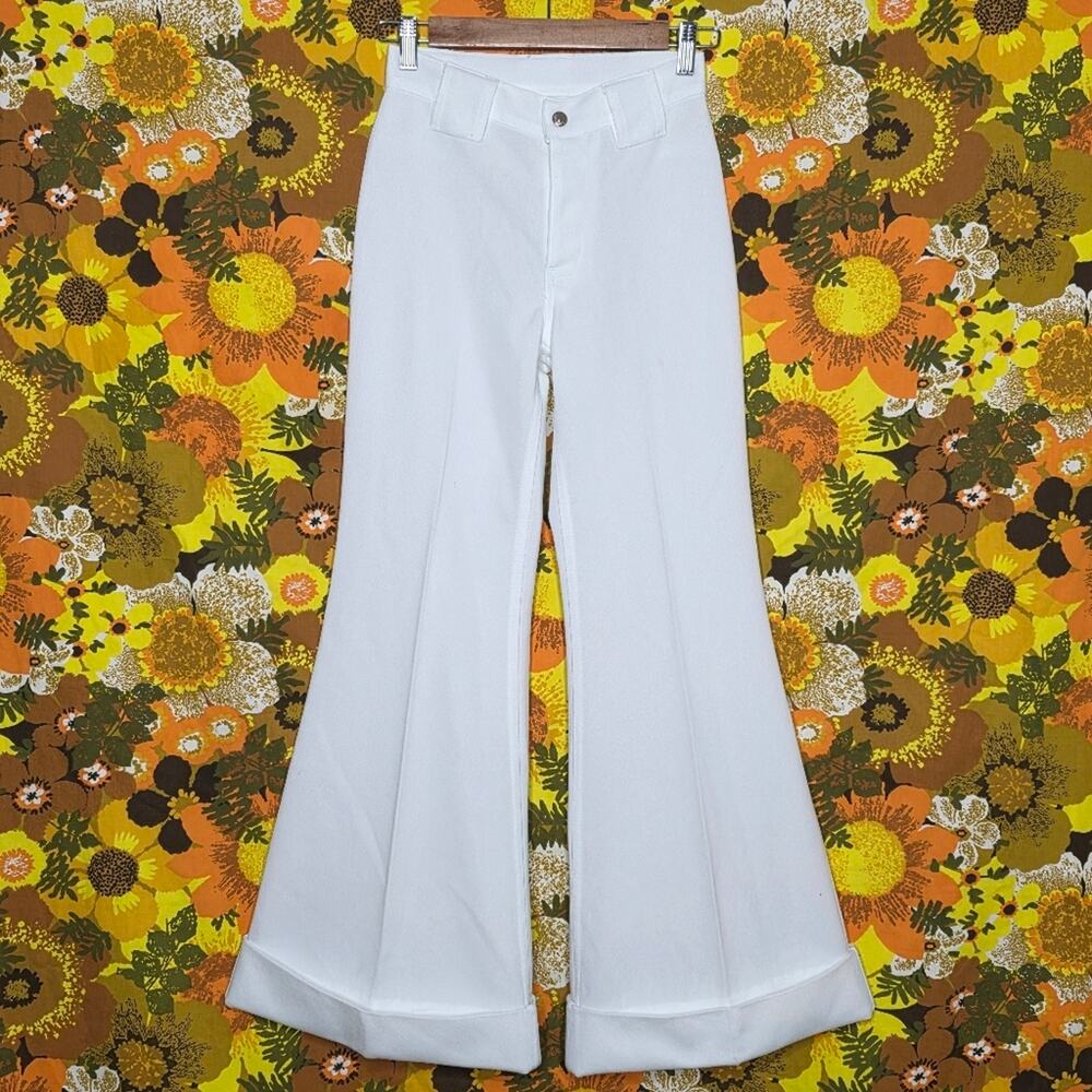 VTG 70s Levi’s White Bell Bottom Pants Big Flare Cuffed Disco USA, sz 24x28.5